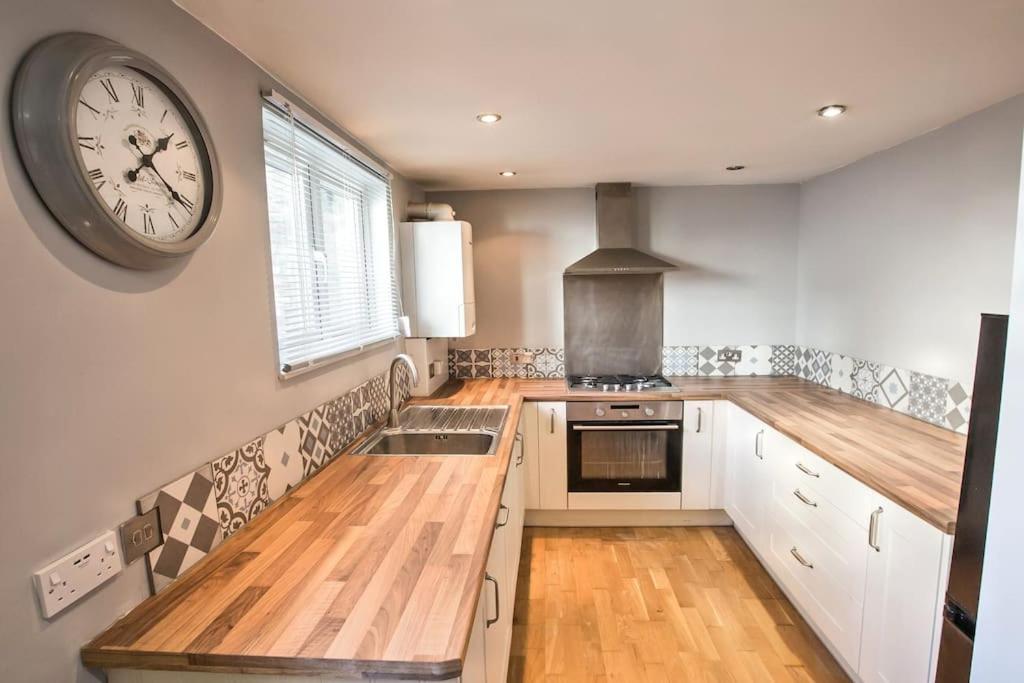 Charming Apartment In Deal Near The Beach & Town מראה חיצוני תמונה